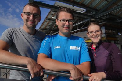 Das neue Veranstaltertrio des Oelsnitzer Duathlons: (von links) Max Plaumann, Mike Prasser und Paula Schröter.