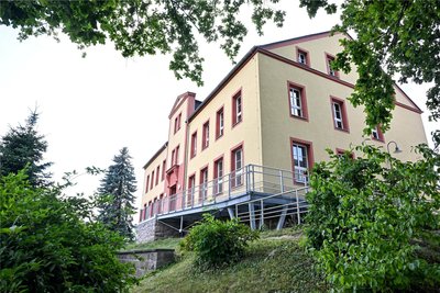 Für die Grundschule Ottendorf werden für nächstes Schuljahr 2025/26 insgesamt 22 Erstklässler prognostiziert.