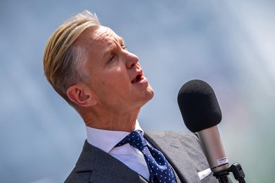 Max Raabe ist zusammen mit seinem Palast Orchester am Freitag in Zwickau zu erleben.
