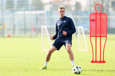 Kilian Jakob, hier im Trainingslager in Belek, liebäugelt derzeit mit einem Wechsel zu 1860 München.