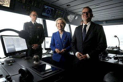 Will Russland mit neuen Sanktionen die Kriegsführung gegen die Ukraine erschweren: EU-Kommissionspräsidentin Ursula von der Leyen. (Archivbild)