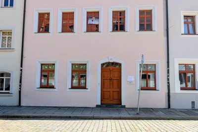 Die Praxis von Dr. Sebastian Weise ist auf der Meißner Gasse in Freiberg.