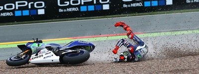 Weltmeister Jorge Lorenzo stürzte im Training in der Kurve elf.