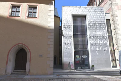 Die „Silberne Pforte“, der Verbindungsneubau des Stadt- und Bergbaumuseums, ist Freitag nur bis 13 Uhr geöffnet.