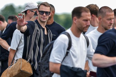 Manuel Neuer hatte noch einen Walkman und ernährt sich glutenfrei. 