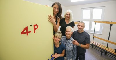 Das Online-Team vom VTB Chemnitz. Im Bild von links nach rechts: Luisé Ogorsolka, Nicole Kühmel, Jana Wendsche, Annett Wagner und Thomas Rademacher.