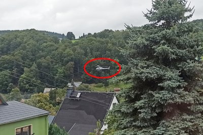 Der Hubschrauber befand sich im Landeanflug und stand die Nacht über in Rittersgrün.