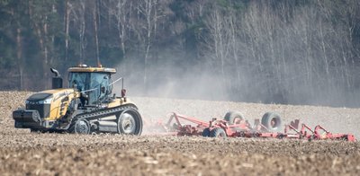 Nach Beginn des Ukraine-Krieges hatten vogtländische Landwirte gehofft, zur Sicherung der Versorgung mit Nahrungsmitteln sogenannte ökologische Vorrangflächen in diesem Jahr mit bestellen zu können. Doch es kam anders. 