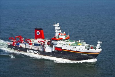Das Forschungsschiff Sonne ist hauptsächlich für Expeditionen im Indischen Ozean und Pazifik unterwegs. Für fast zwei Monate ist es Arbeitsplatz und Wohnort für Julia Wenske.