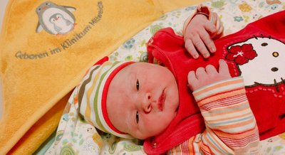 Laura Marianna kam am 2. Januar 11.59 Uhr mit 3960 Gramm Gewicht per Kaiserschnitt als erstes Mittweidaer Baby im neuen Jahr zur Welt. Die Eltern Natalia Weronika und Dawid Piotr Cieslak stammen aus Polen und wohnen in Mittweida. 