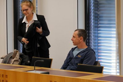 Fleischer Benny Gränitz mit seiner Anwältin Kerstin Dieter im Chemnitzer Amtsgericht.