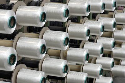 In der Textilindustrie spitzt sich der Konflikt um höhere Löhne zu.