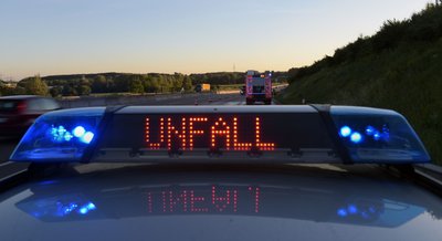 Nach einem Lkw-Unfall bei Görlitz bleibt die A4 in Richtung Dresden vorerst gesperrt. (Symbolbild)