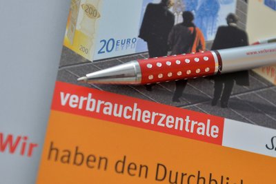 Informationen zu Produktrückrufen gibt es auch bei der Verbraucherzentrale - zum Beispiel in Auerbach.