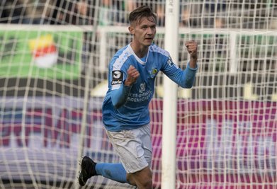 Erik Tallig bejubelt seinen Treffer zum 2:1 für den CFC. Am Ende hieß es gegen Preußen Münster 2:2.