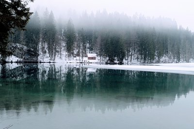 Magischer See: Die Weißenfelser beziehungsweise Fusine-Seen sind Italiens Kältekammer.