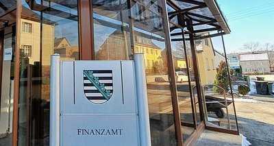Das Finanzamt Zschopau hat mit 10.000 Feststellungsbescheiden erst gut ein Drittel der Fälle abgearbeitet.