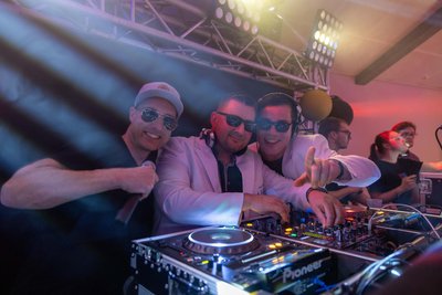Gleich drei DJs legten am Samstagabend im Kinopolis Freiberg bei der ClubBeatz-Party von InPulz-Radio auf.