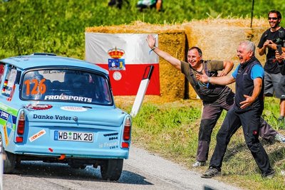 An der Strecke wurde das für den Chemnitzer Verein startende Team von mitgereisten wie einheimischen Fans lautstark bejubelt.