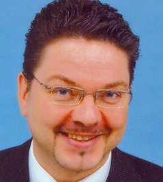 Bernd Zirkler - Professor für Rechnungswesen und Controlling an der WHZ