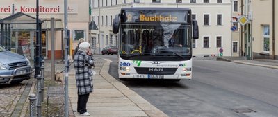 Einige Linien des Stadtverkehrs - wie die Linie A - halten derzeit nicht auf dem Markt in Annaberg. 