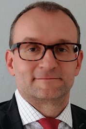 Dirk Gründer - Bundesverband deutscher Banken, erreichbar unter: 0351 48642806