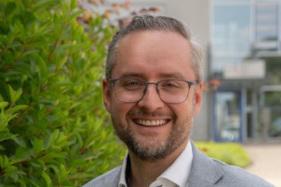 Florian Claus ist Geschäftsführer der Landkreis Mittweida Krankenhaus gGmbH. Das Krankenhaus arbeitet bereits mit dem Klinikum Chemnitz zusammen und hat Kontakt zum Kreiskrankenhaus Freiberg.