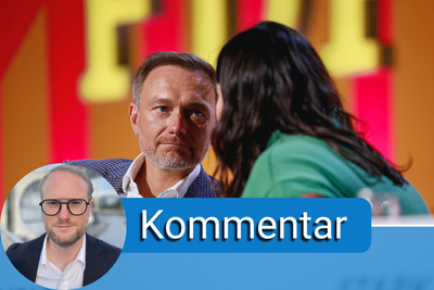 Symbolbild - Bundesfinanzminister Christian Lindner hört Franziska Brandmann, Jungen Liberalen JuLis zu.