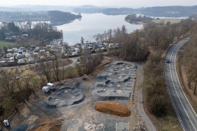 Die Pumptrack-Anlage steht noch vor der Asphaltierung.