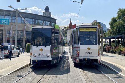 Die Straßenbahnen rollen zum „Plauener Herbst“ auch in den Abendstunden.