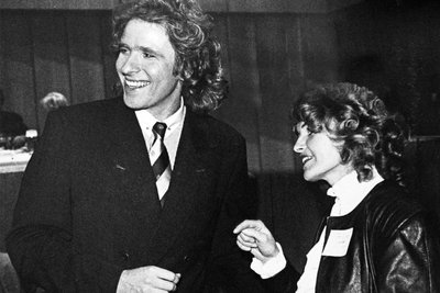 Thomas Gottschalk beim Interview mit ADN-Redakteurin Gabi Thieme im Jahr 1990 in der Freiheitshalle Hof nach der ZDF-Sendung „Wetten dass ...?“.