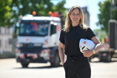 Bauunternehmerin Linda Hüttner in ihrem Metier.