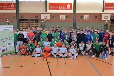 Auch im Vorjahr waren acht Schiedsrichter-Teams zum Turnier angetreten. Der Sieg ging nach Mittelsachsen.