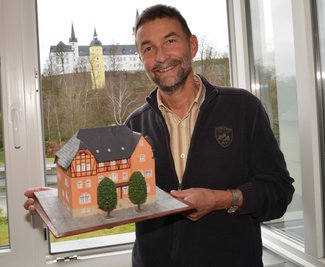 Peter Haustein, Bürgermeister von Neuhausen