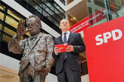 Der designierte Bundeskanzler Olaf Scholz stellte am Montagmorgen im Willy-Brandt-Haus seine Ministerliste vor. 