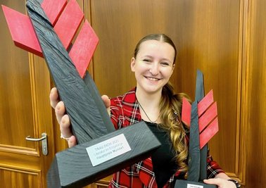 Kristin Liebscht aus Schlettau heimste beim 14. Nachwuchsförderpreis Literatur im Erzgebirge gleich zwei Hauptpreise ein. Am Wettbewerb beteiligte sie sich zum fünften Mal. 