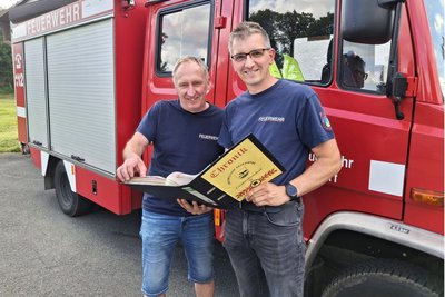 Dirk Ranft (r.) und Andre Höber stehen an der Spitze der Freiwilligen Feuerwehr Großwaltersdorf.