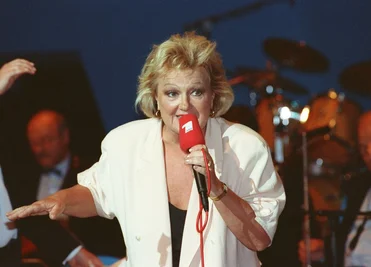 Die Schauspielerin und Entertainerin Helga Hahnemann bei einem Auftritt während der IFA im September 1991.
