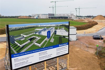 So soll das neue Werk von Beiersdorf in Leipzig aussehen. Jetzt war Grundsteinlegung für das 220-Millionen-Euro-Projekt. 