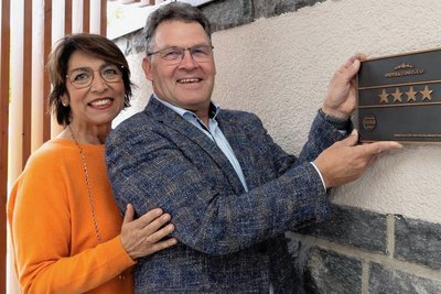 Carmen und Jens Ellinger sind dabei, im Elldus-Resort ein neues Energiekonzept umzusetzen. Die Gäste der Familien-Anlage legen zunehmend Wert auf ökologische Aspekte.