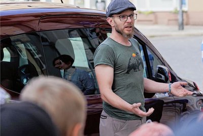 Grünen-Stadtrat Henning Niehus hat sich von Anfang an für Carsharing-Projekt in Annaberg-Buchholz eingesetzt.