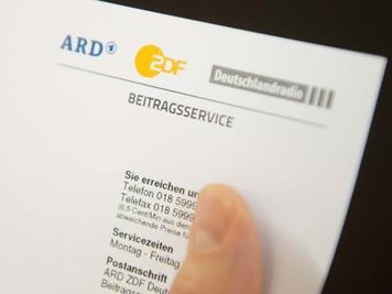 Rechnung vom Beitragsservice der öffentlich-rechtlichen Rundfunkanstalten.