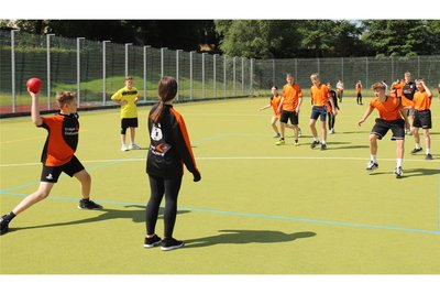 Sportlich geht es beim AWO-Team-Cup in Freiberg vor allem um Völkerball.