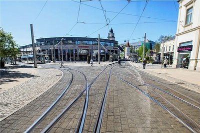 Auf den Schienen des Plauener Straßenbahnnetzes werden auch am Freitag weniger Bahnen rollen. Grund: Es fehlen wegen Krankheit Fahrer.