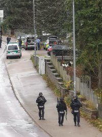 Abgesperrt: Der Bereich vor der Berufsschule.