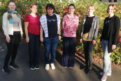 Die Rodewischer Schachmiezen zum Bundesligaauftakt in Bad Königshofen: (von links) Fiona Sieber, Martina Korenova, Julia Movsesian, Tereza Rodshtein, Maria Schöne und Zuzana Hagarova.