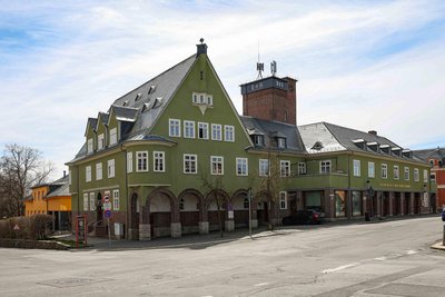 Treuens Kameraden sollen auch in finanziell schwierigeren Zeiten gut ausgestattet in Einsätze fahren. Deshalb schafft die Stadt 2026/27 drei neue Fahrzeuge an.