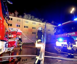 80 Männer der Hainichener und der benachbarten Wehren waren im Einsatz.