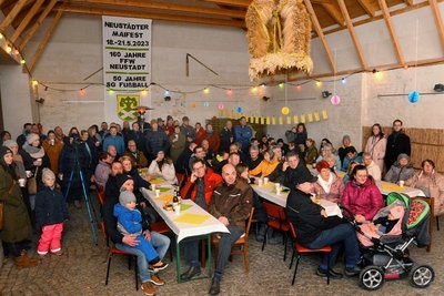 Sehr gut besucht war die Auftaktveranstaltung zur Gründung der Dorfgemeinschaft Neustadt in der Poppengrün Scheune. 