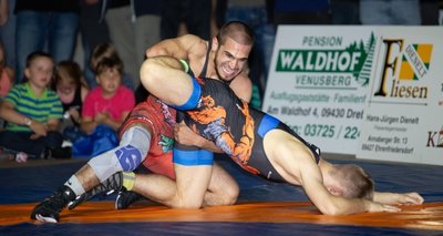 Vor allem die Gelenauer Freistil-Spezialisten wie Hassan Ismail (rotes Trikot) stehen in Luckenwalde vor einer Bewährungsprobe. 